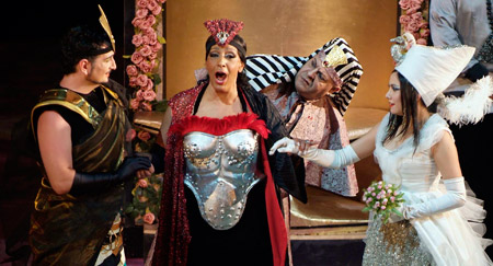 Linda Mirabel y compa��a en "La corte de Fara�n", Valencia 2008