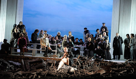 Katiuska, Principe Sergio, Coronel Bruno, Olga, Boni, Tatiana et. al. � Teatro Arriaga, fotografia de E. MORENO ESQUIBEL 