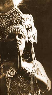 Rosario Leonis as Zobeida, El Asombro de Damasco