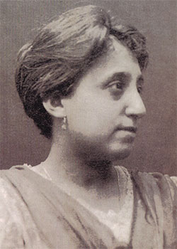 Mar&iacute;a Rodrigo (c.1918)