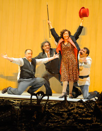 Boni, Olga, Colonel Bruno, Pich, © Teatro Arriaga, photo by E. MORENO ESQUIBEL